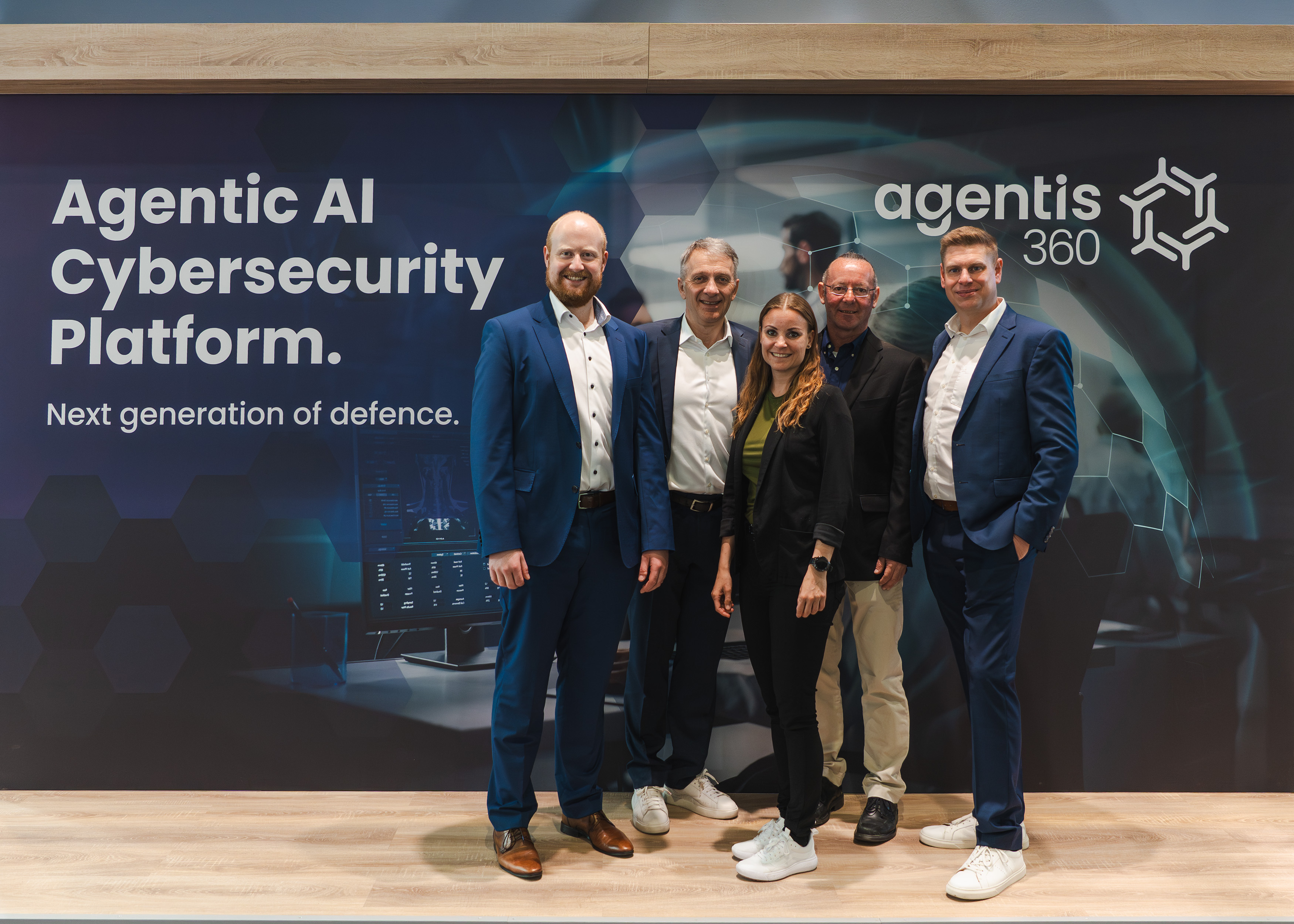 Ein Teil des SecurITe-Teams auf der it-sa Expo&Congress 2026 in Nürnberg. Wir freuen uns auf Ihren Besuch in Halle 6, Stand 323.