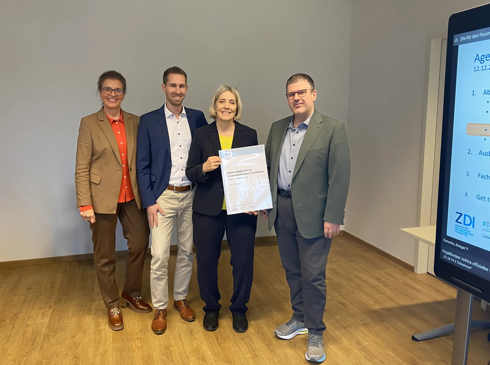 Projektbeteiligte Barbara Knerr (x-tention Informationstechnologie GmbH), Christian Eller (ascendo Professionals Consulting GmbH), Heike Sander (Lohfert & Lohfert AG) & Thomas Treber (Universitätsklinikum Heidelberg)