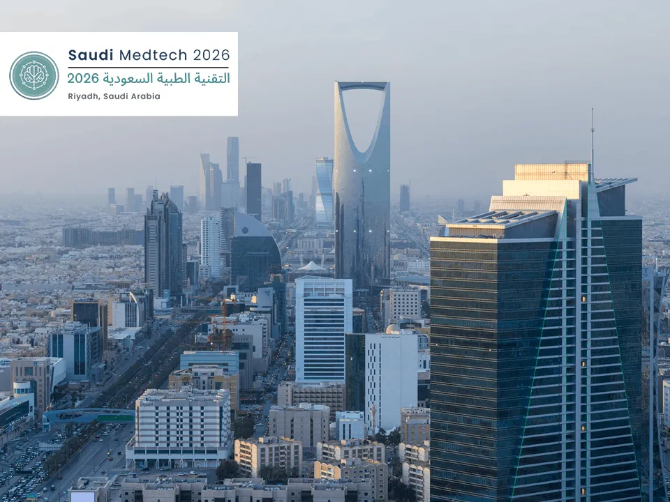 Stadtansicht von Riyadh mit Logo der Saudi Medtech Konferenz